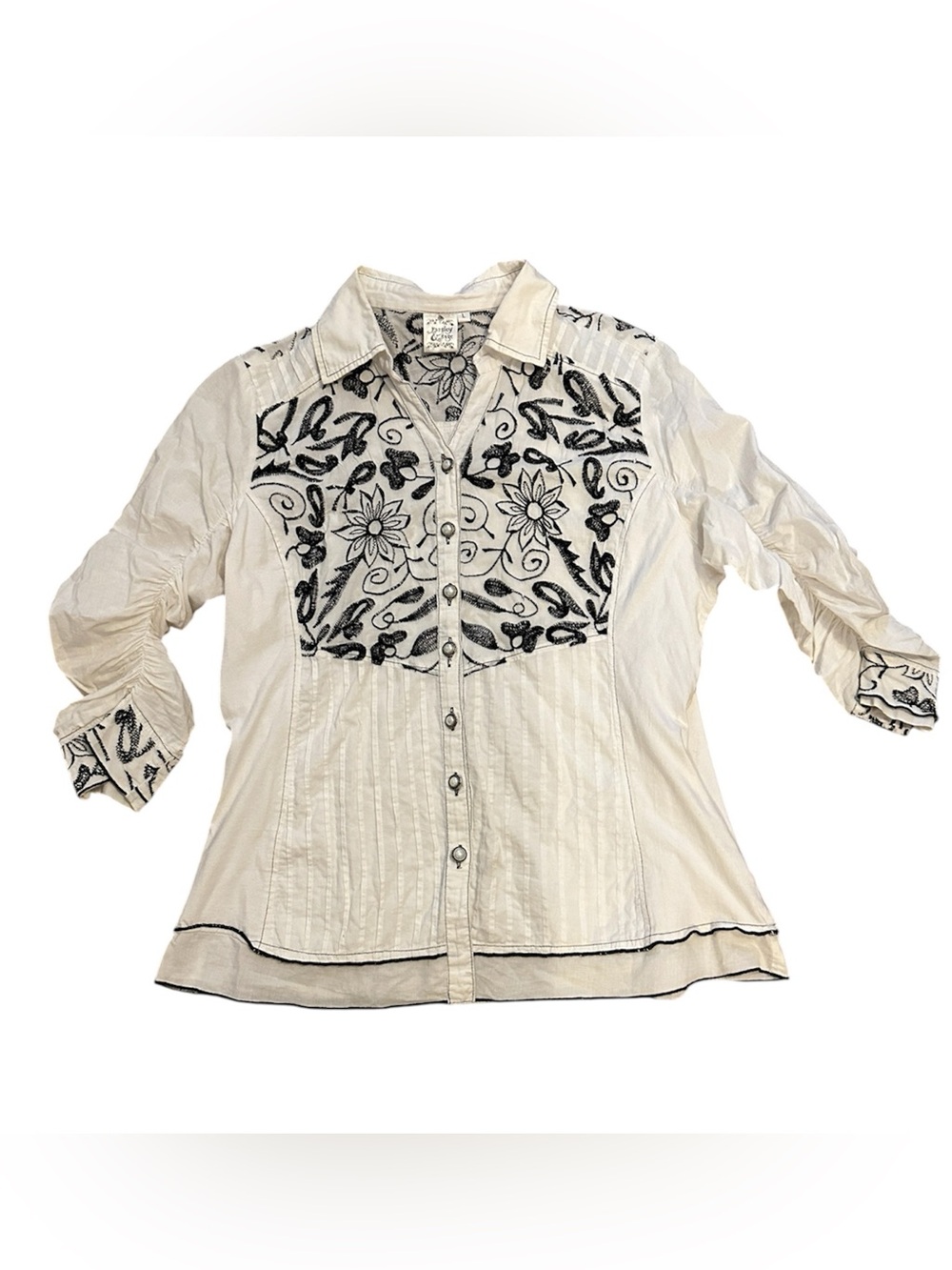 Parsley & Sage White Button-Down Shirt with Black Floral Embroidery